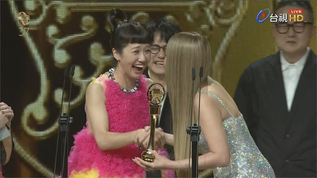 金曲37/首接主持棒被讚爆!A-Lin騎巨蟒開嗆蔡依林 5大「幽默現場」一次看