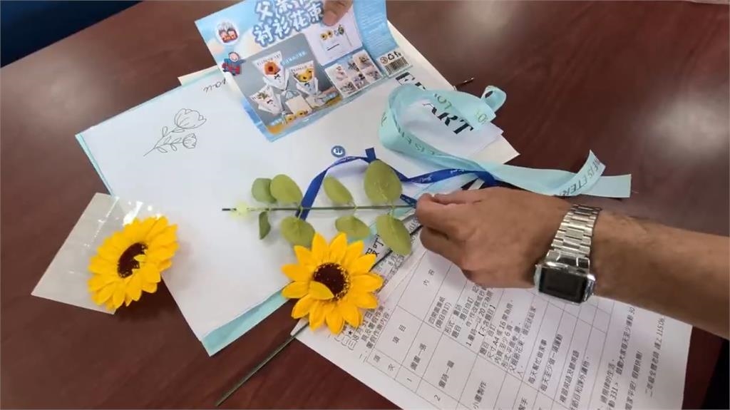 暑假作業變統戰?! 國小美勞教材全是"簡體字"挨轟