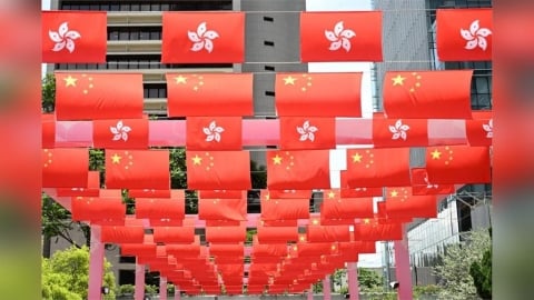香港逾1200人參與愛國「再社會化」　反送中人士：警察只是暫時放過我