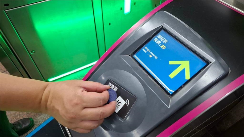 北捷開通信用卡感應「手機秒嗶進站」！1服務要退場？官方最新回應曝