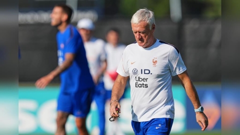 世足賽(影)／法國主帥德尚母喪後已歸隊！準備星期三親自執掌兵符迎戰瑞典