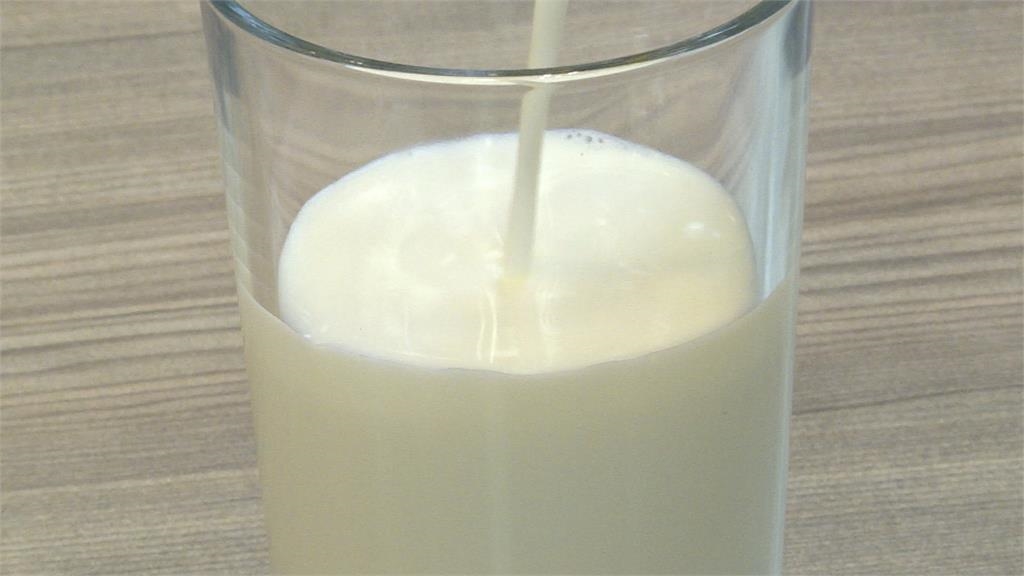 快新聞/購買牛奶注意!「鮮乳標章」發放標準變嚴格了 新規定內容全曝光