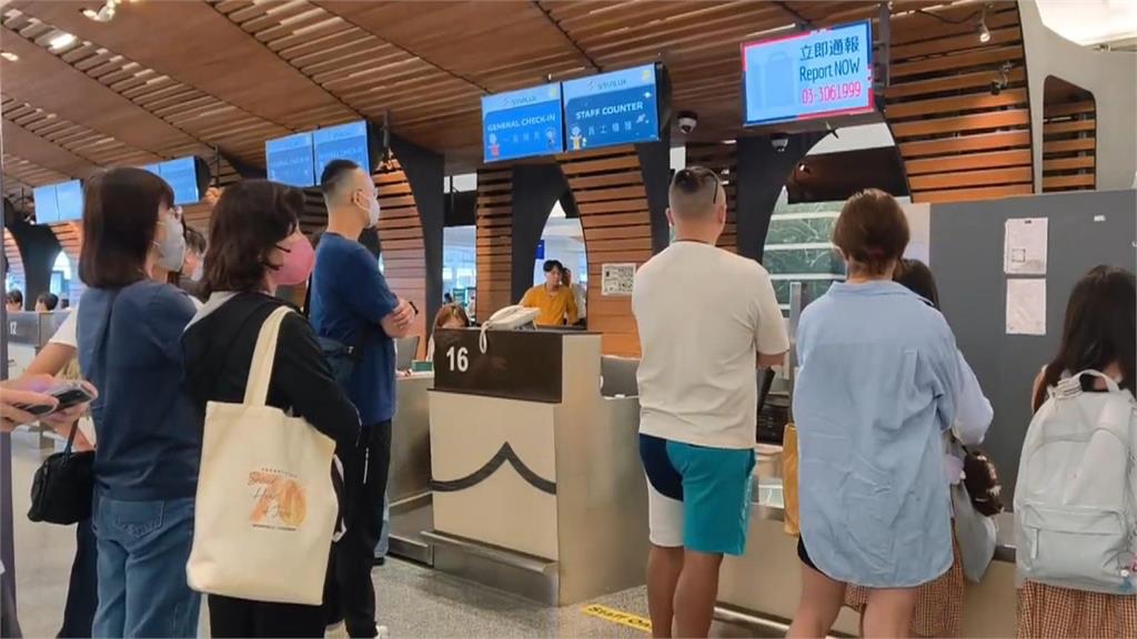 盲信AI出亂象！旅客「反酸真人志工」網傻眼　感嘆：沒有思考能力？