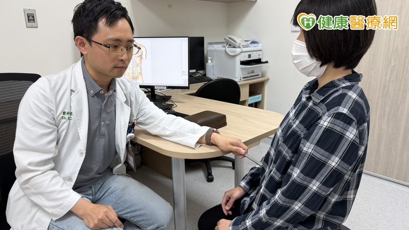 上班族嚴重「火燒心」!中醫教調養秘訣、按壓穴道緩解