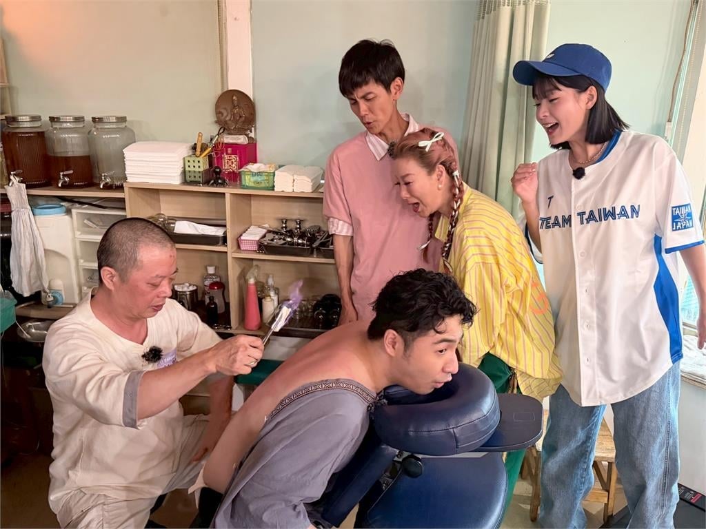 《綜藝新時代》體驗驗「火龍療法」火焰直接在身上燃燒!鹿希派立刻放聲慘叫