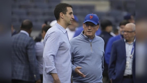 MLB(影)/大都會球迷舉標語要炒總經理竟被請出場!大老闆親自出面解釋