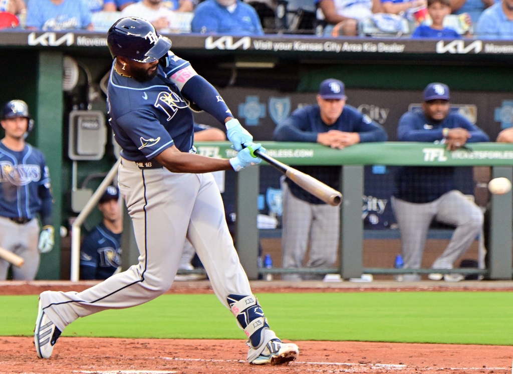 MLB(影)/22歲的他打瘋了!卡米內羅連6戰開轟 超越名人堂傳奇球星小葛瑞菲