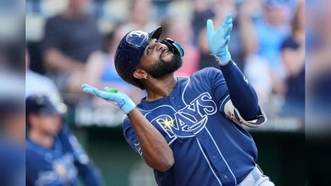 MLB(影)/22歲的他打瘋了!卡米內羅連6戰開轟 超越名人堂傳奇球星小葛瑞菲