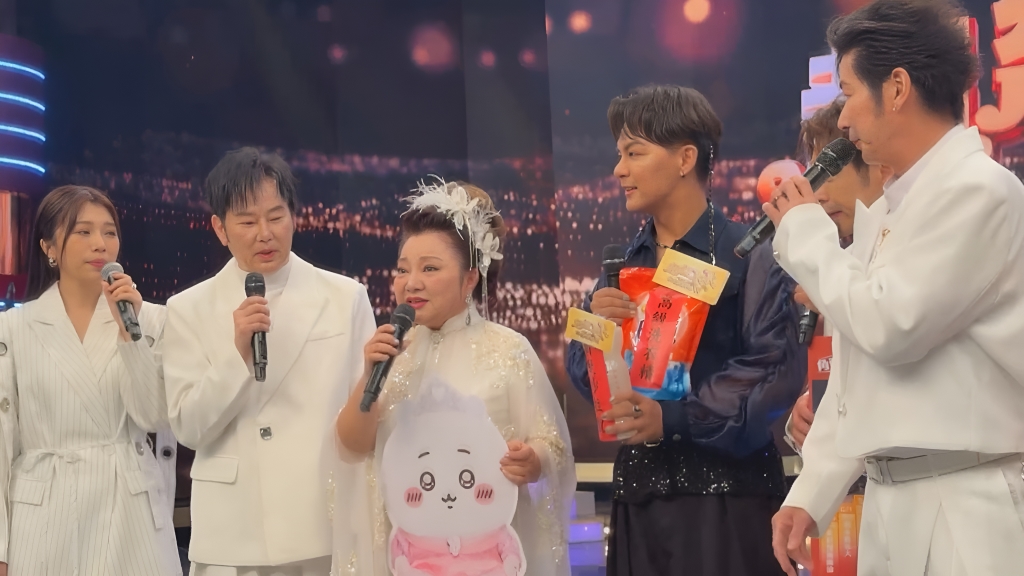 金曲獎後首現身！白冰冰喜收「3大高級禮品」 話題爆棚她「豪灑萬元」狂歡