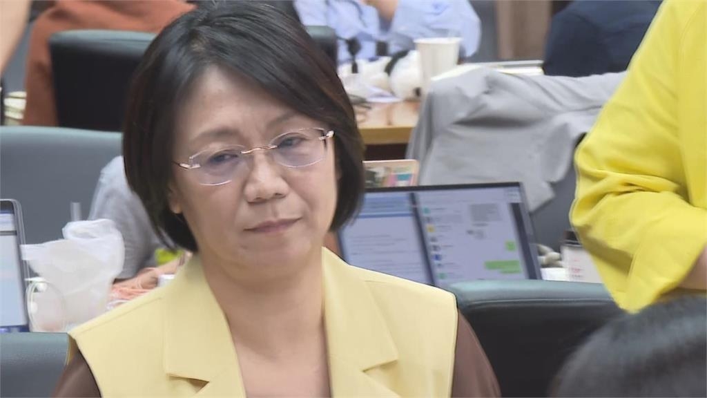 翁曉玲砍4700萬預算!導演葉天倫開轟:她是皇帝還是紫微仙人嗎?