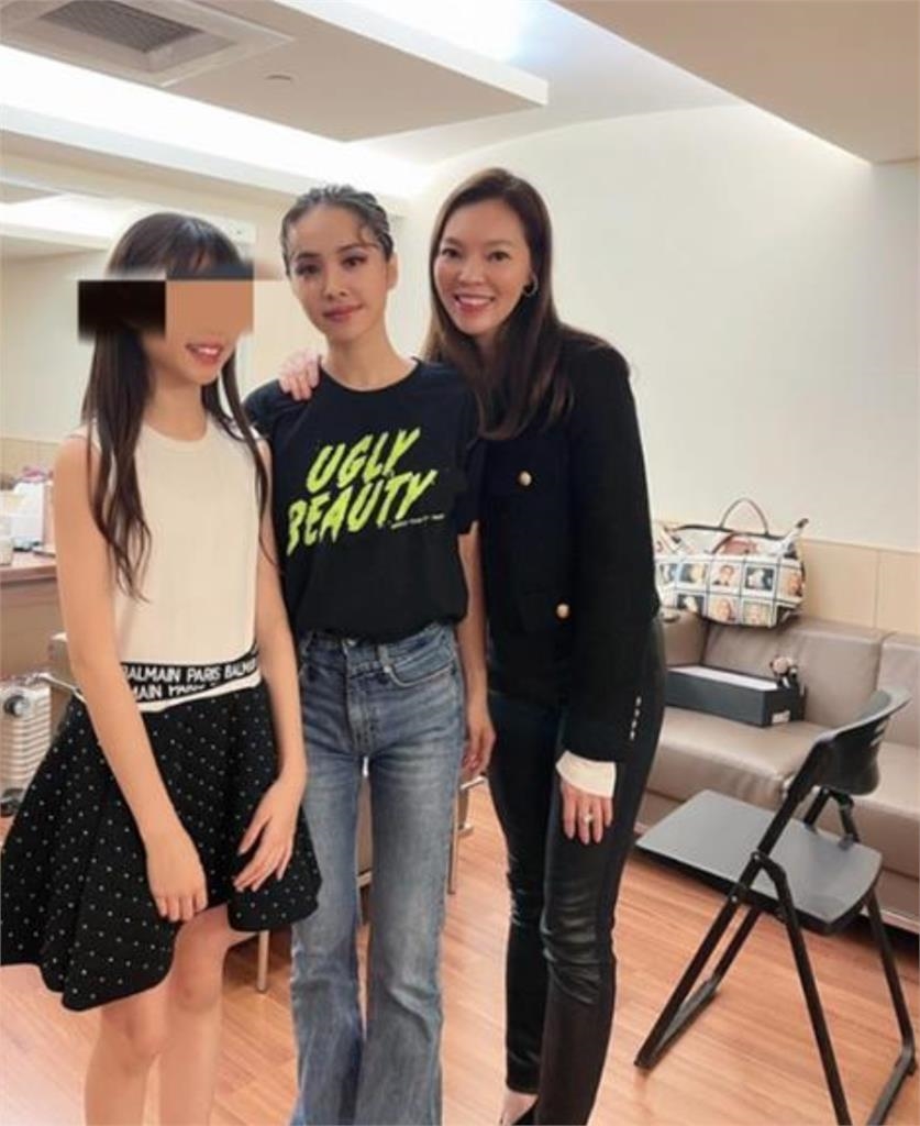 曾馨瑩曾是大咖藝人「御用舞者、編舞師」!昔出演蔡依林〈舞孃〉MV畫面曝光
