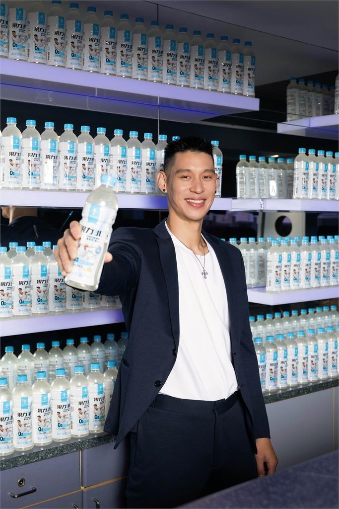 籃球／林書豪生涯里程碑再+1！跨界挑戰「飲品研發員」台灣品牌接招「書豪障礙」