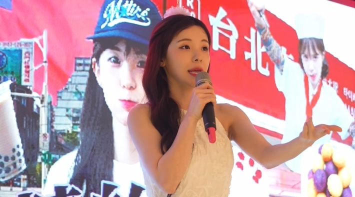 李多慧包場請200粉絲吃鍋!聚餐花費曝光 親揭心聲:把粉絲當朋友
