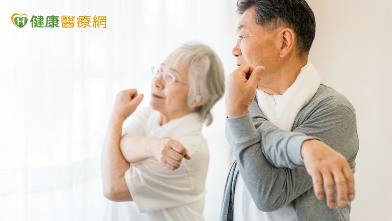 天太熱!長輩不出門當心肌少症 專家提「居家四策略」訓練肌力