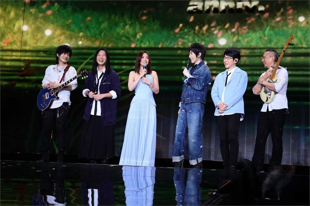 五月天25週年大巨蛋開唱!神級嘉賓驚喜現身 首唱未發表新歌嗨翻