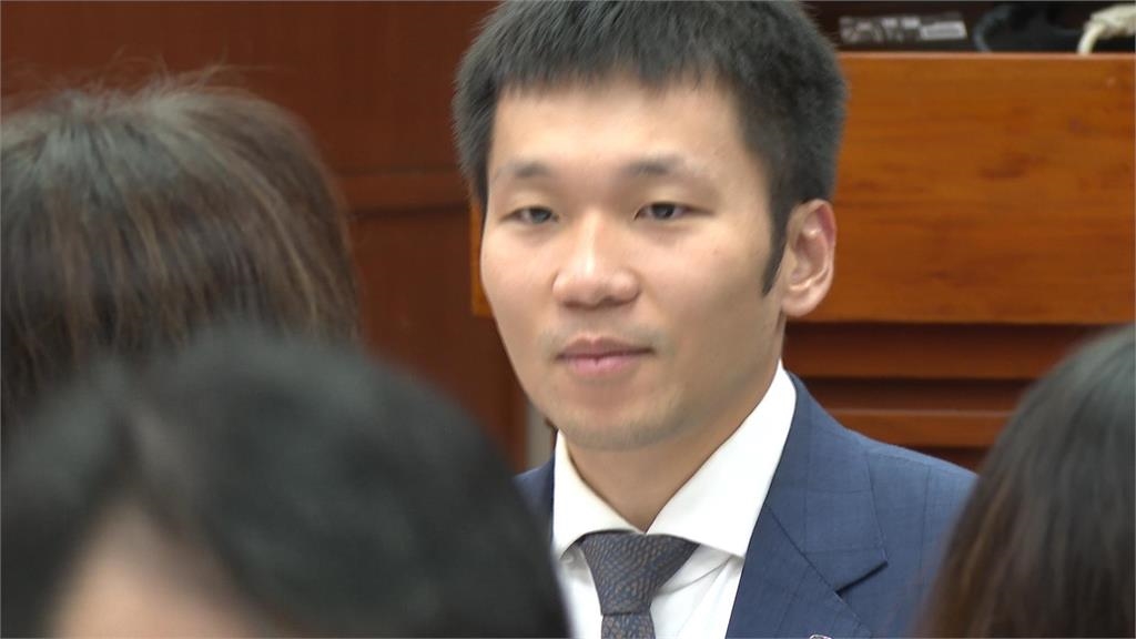 碰到「肥肉」被烏龍請辭？　李洋正面回應：會持之以恆