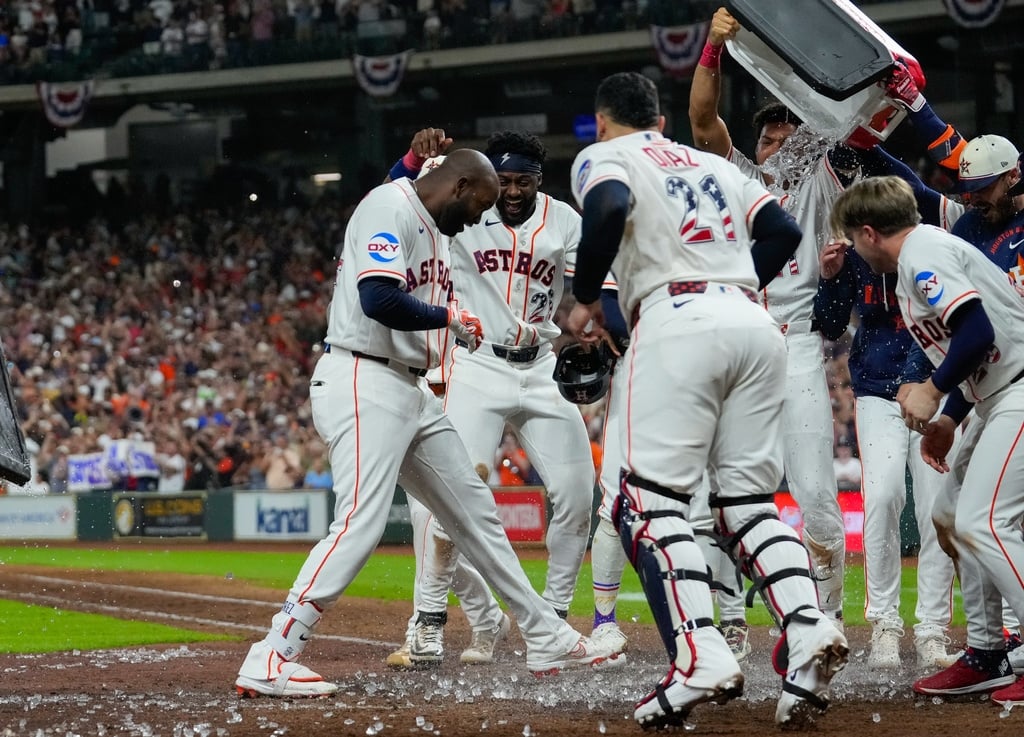 MLB(影)/MVP就是他!阿瓦瑞茲雙響砲+再見轟 29轟穩坐美聯全壘打王