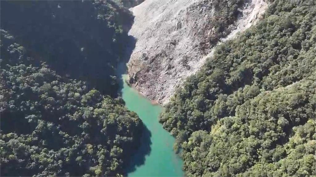 強颱巴威週五週六離台最近　北、東北部慎防豪雨