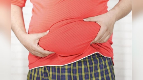 少吃、拚命動還是腰粗? 醫授「壓力型小腹」5大改善重點