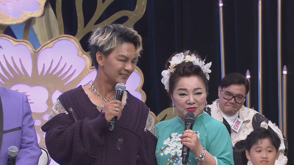 《超級冰冰Show》再生CP？新生代合體太速配 白冰冰「當場組隊」不讓了：我們才是