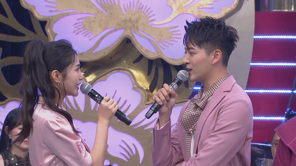 《超級冰冰Show》再生CP？新生代合體太速配 白冰冰「當場組隊」不讓了：我們才是