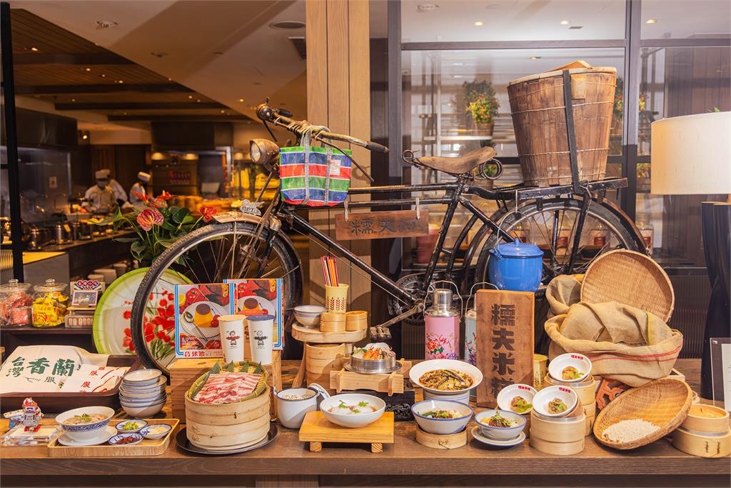 7/8-8/30「凱菲屋.呷台南」 攜手台南名店「糯夫米糕」、「阿美嬤紅茶奶」