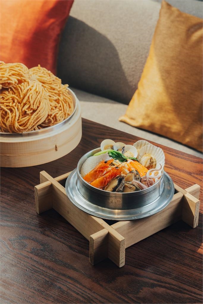 7/8-8/30「凱菲屋.呷台南」 攜手台南名店「糯夫米糕」、「阿美嬤紅茶奶」