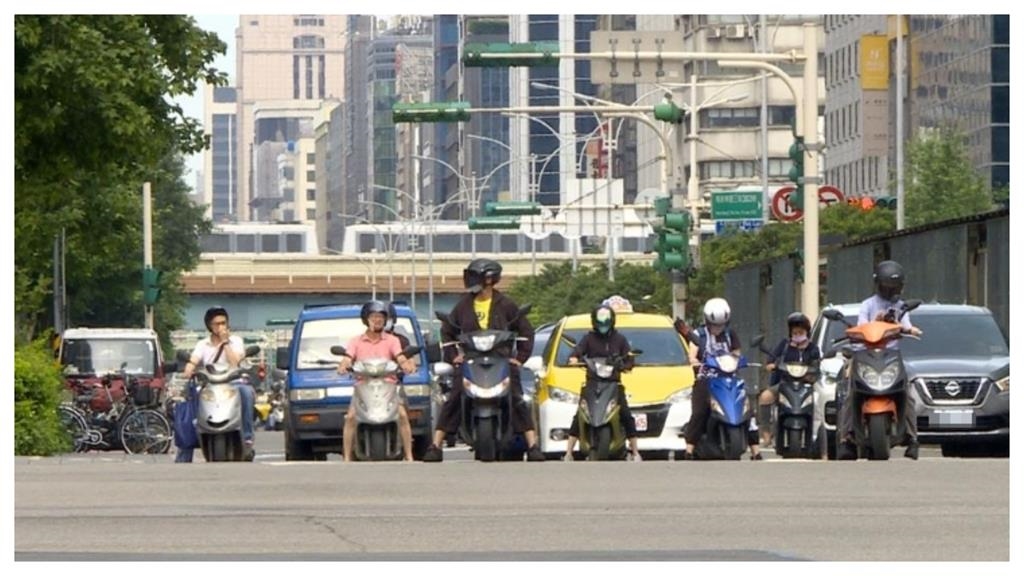快新聞/想騎機車快看!台南市府給優惠了 考駕照前「做這事」可爽領補助