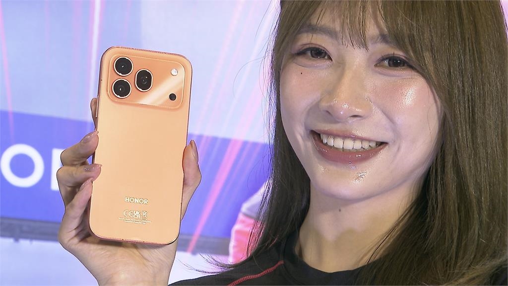 AI手機夯!啦啦隊女神李多慧每天玩 「AI圖轉影片」 直呼太神奇