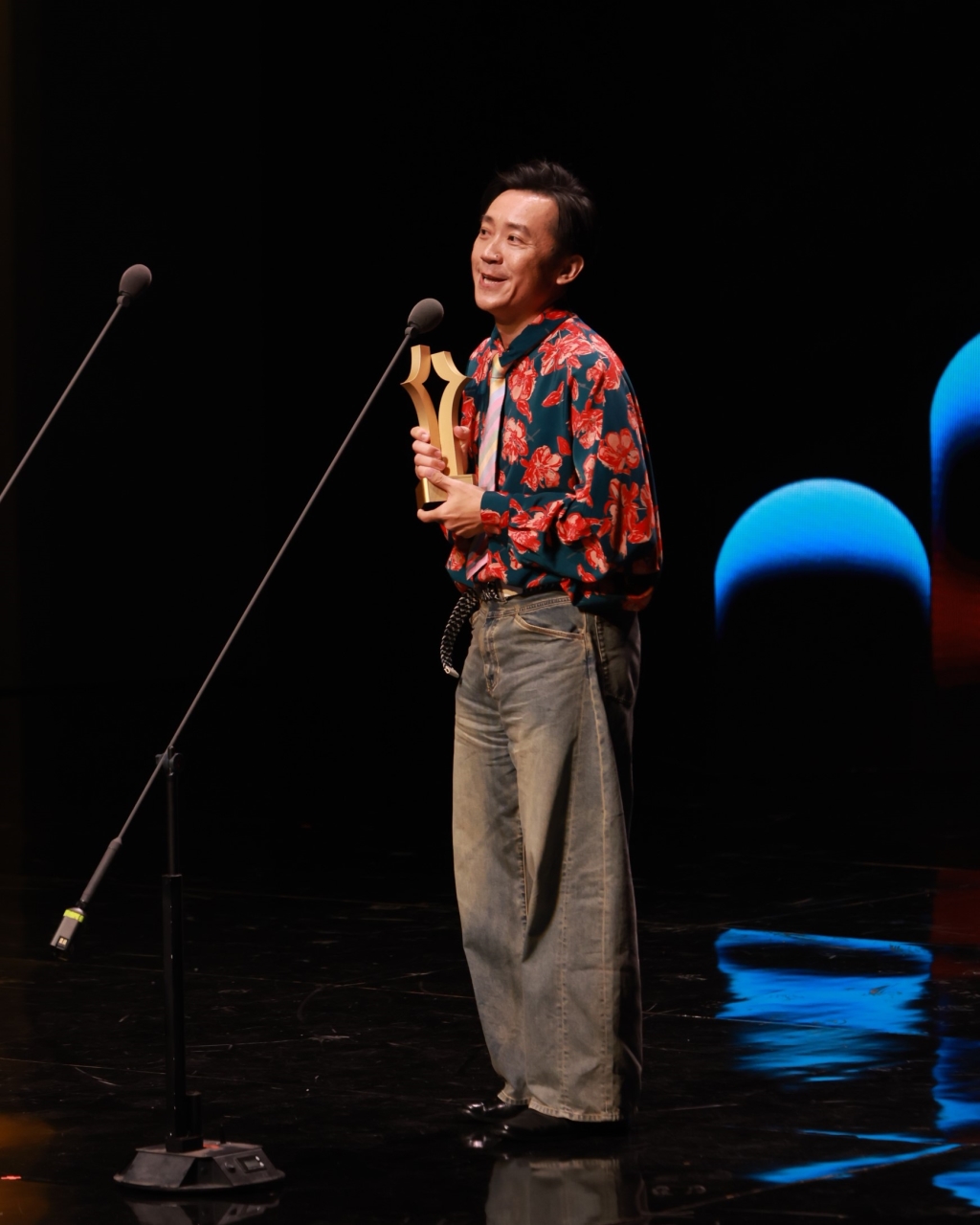 熬過疫情最低潮！劇場小王子成外送員 自認是「最倒楣的人」