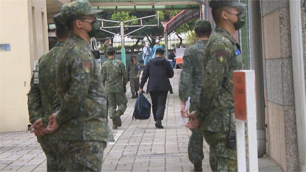 少子化衝擊國軍兵源!顧立雄曝國防部擬恢復「預官、預士考試」添戰力