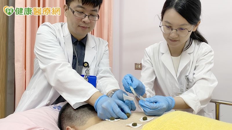 「夏天貼三伏貼」幫助改善秋冬呼吸道問題?醫解析適應症與禁忌