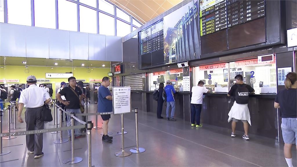 巴威逼近花蓮現長浪! 台鐵東部新自強號售站票疏運旅客