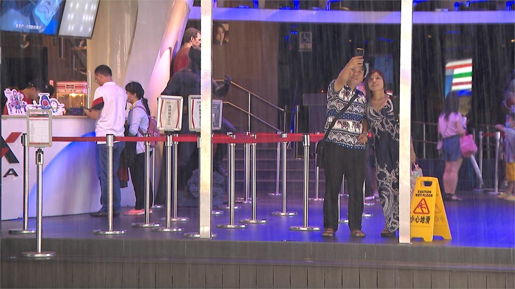 颱風假無風雨!老闆一句「好意思放假」惹眾怒 網友神回覆反擊