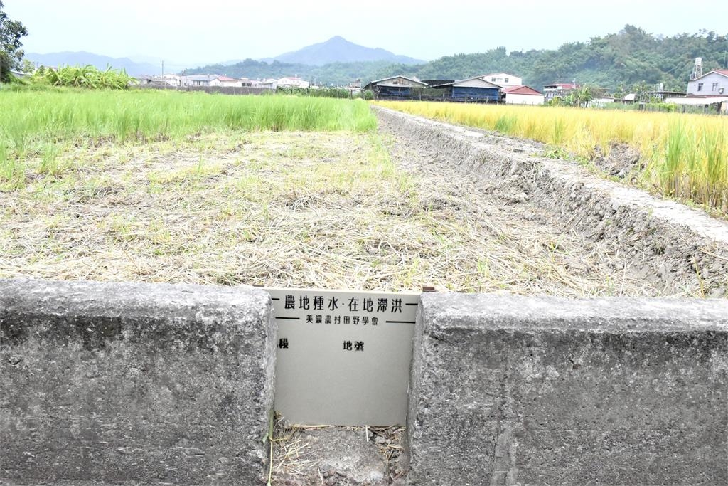 快新聞/防「巴威」造成美濃溪溢堤 邱議瑩視察滯洪設備