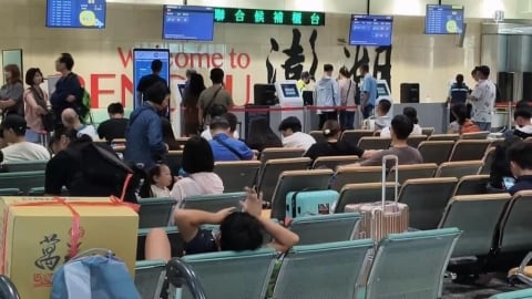 巴威颱風近逼! 澎湖機場湧大批返本島人潮