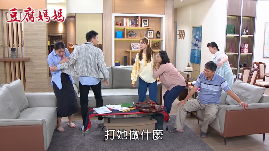 賴芊合《豆腐媽媽》怒巴曾智希引公憤!被酸「看到就轉台」釣出本尊神回7字