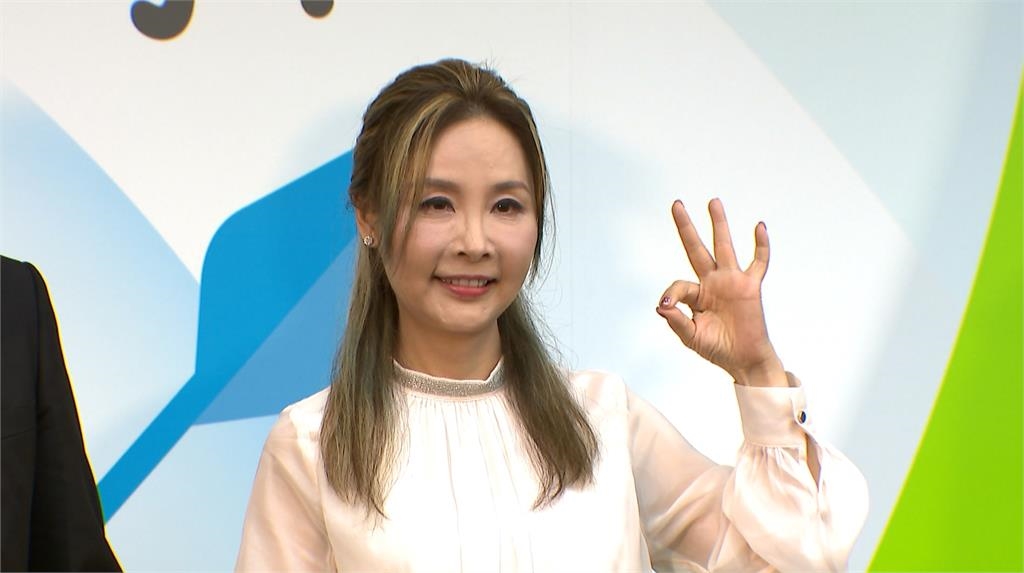 啦啦隊爆「明碼標價」給富商當女奴!「全程栓鐵鍊」露臉激戰片全被上傳