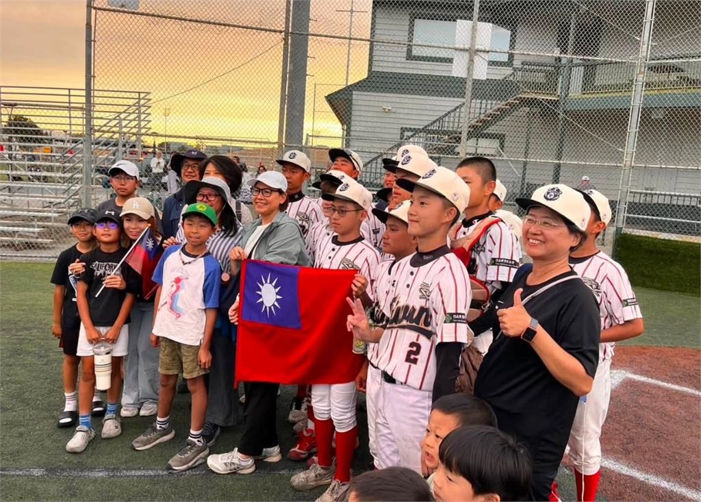 小將傳捷報!北勢國中棒球隊赴美交流奪冠 大唱台灣尚勇