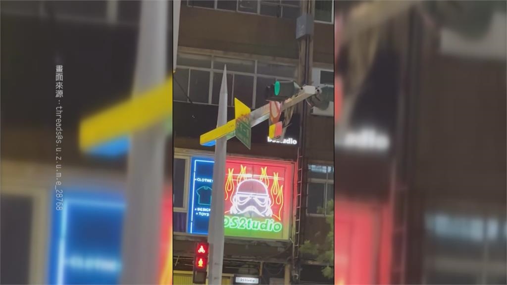 高雄風太強！小港機場飛機升空重飛　市區招牌搖搖欲墜