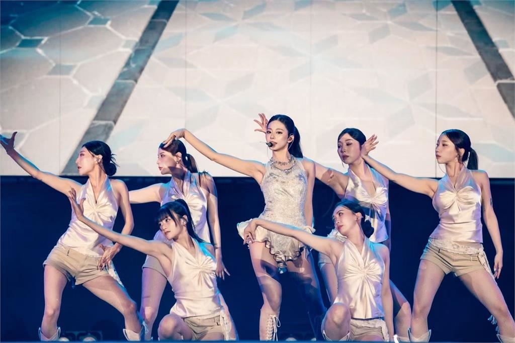 子瑜遭爆「不續約JYP」掰了11年合約！韓媒揭「已達共識」公司15分鐘火速回應了