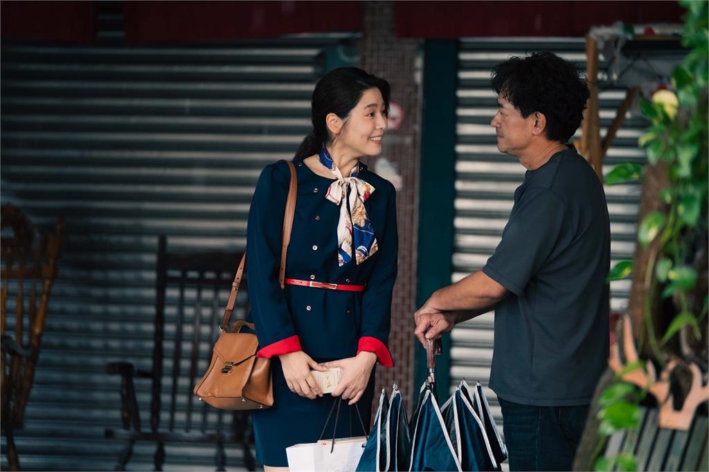 白家綺《阿松與阿暖》暖心阿芬圈粉無數！前妻不搞破壞反成最受歡迎角色　