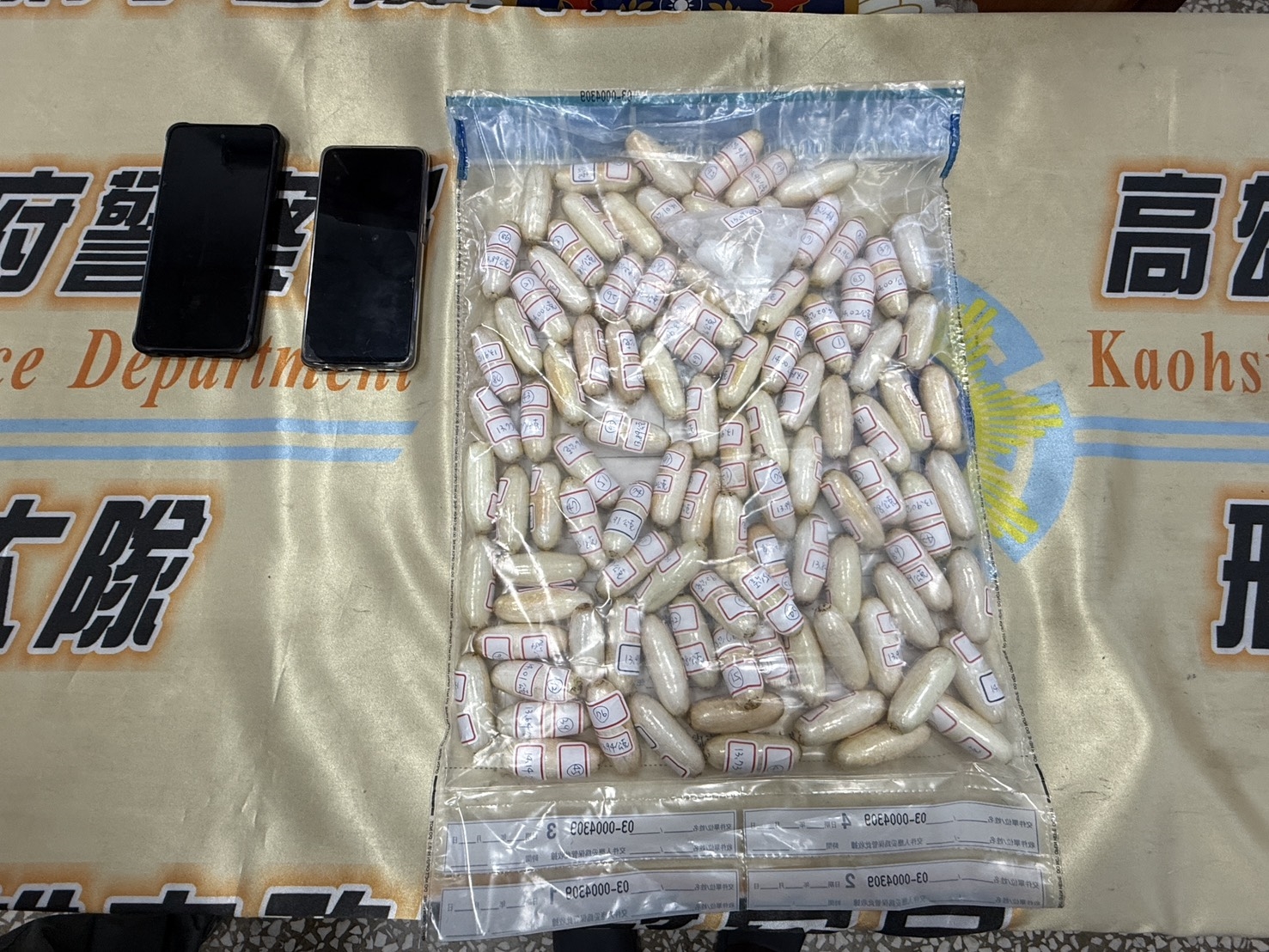法籍大叔吞101顆海洛因闖關 醫警花5天驚險「排毒」保命
