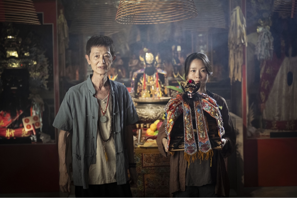 膽小勿進!《粽邪4》驚悚再升級 拍片儀式「砍背割舌」震撼畫面曝光