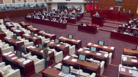 北市議會炮聲隆隆! 簡舒培嗆逃避監督 蔣萬安怒回"索資佛地魔"