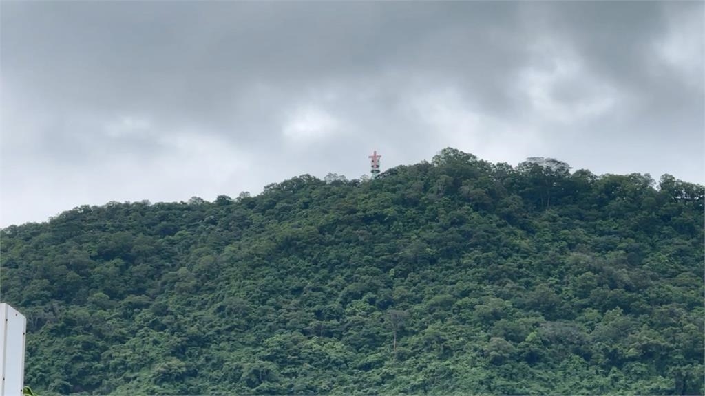 超自然現象?屏東北大武山「神秘紅色光芒」 真相公開竟是「這一物」