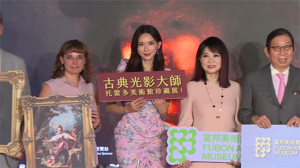 最美展覽代言人 林志玲為語音導覽苦讀資料