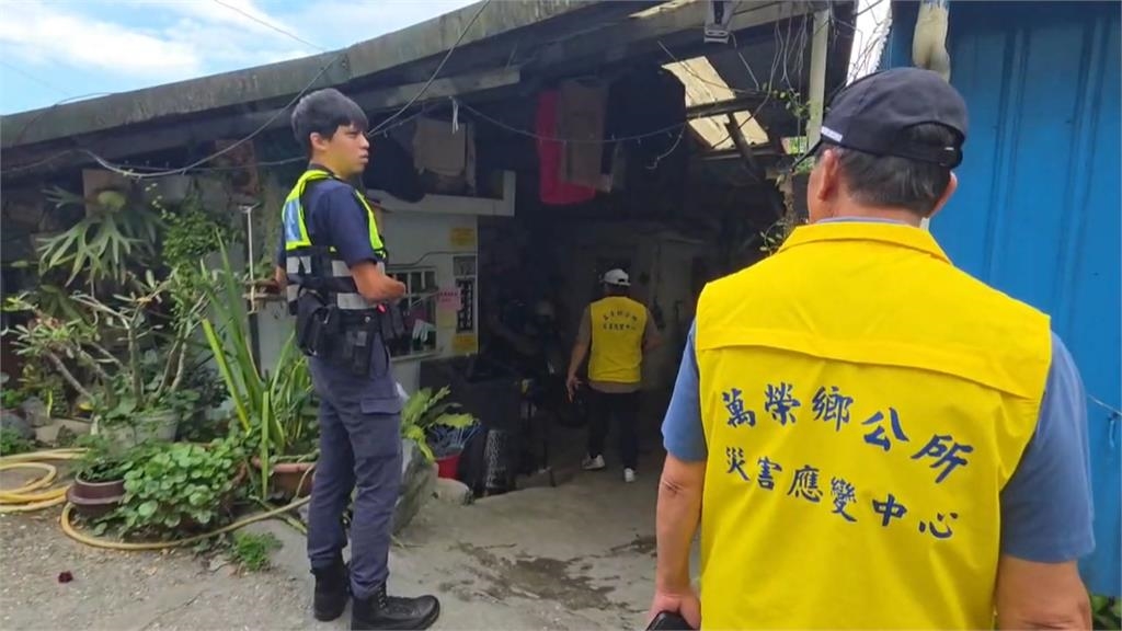 萬里溪堰塞湖警戒水位僅7公分 估延至週日晚溢流