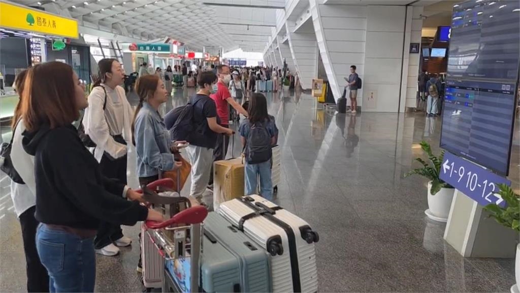 同樣曬入台證!中國網友「2字打碼」風向大逆轉 台網狂讚:感到尊重