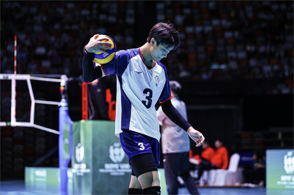 綜合/台灣男排鏖戰5局擊退中國摘銅!睽違25年重返U18亞錦賽頒獎台